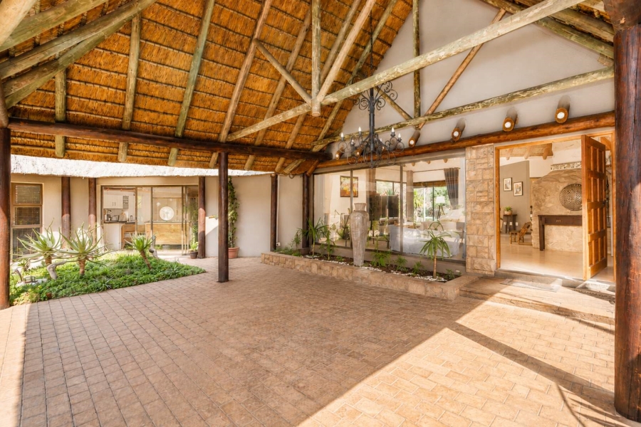8 Bedroom Property for Sale in Kshane North West
